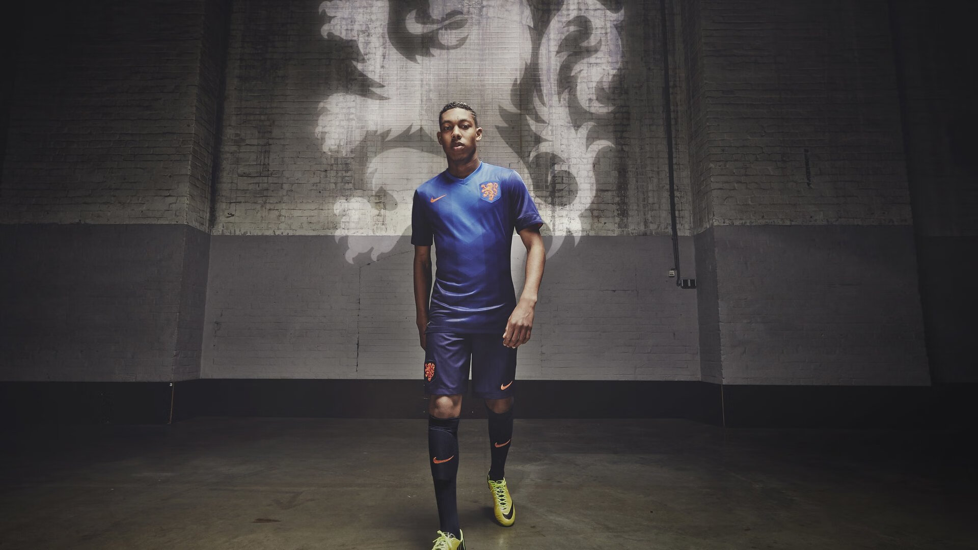 新闻中心启动智能工厂建设，智能工厂建设内容